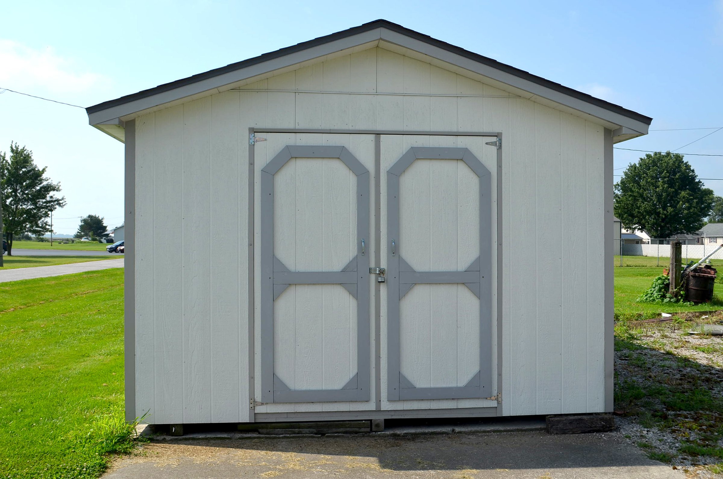 Property photo 8 - HOME & PERSONAL PROPERTY AUCTION IN EAST ALLEN COUNTY, INDIANA